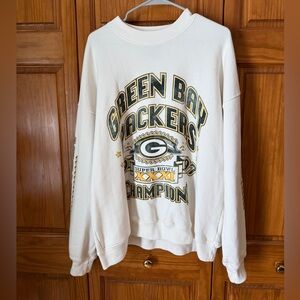 Abercrombie & Fitch White Green Bay Packers Sweatshirt